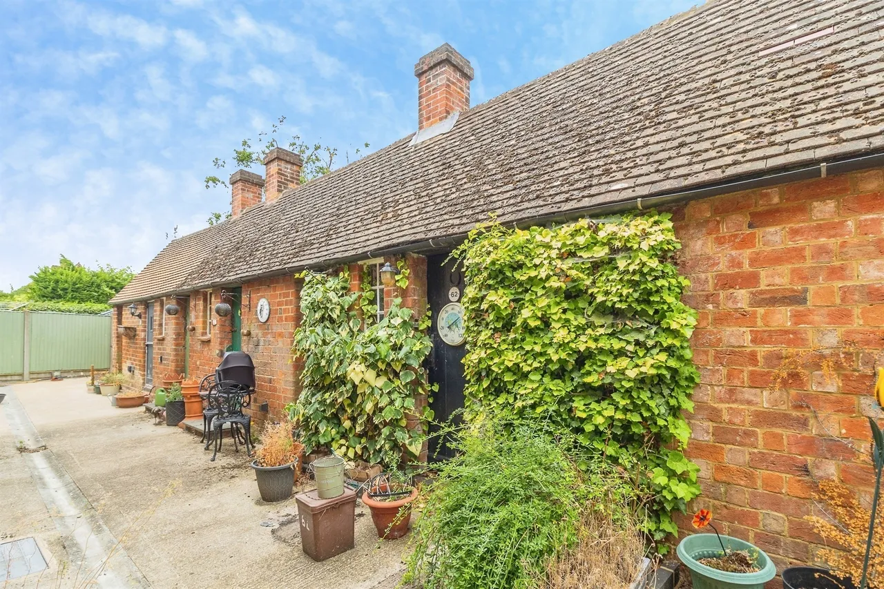 Crow Lane, Husborne Crawley, MK43, photo 16