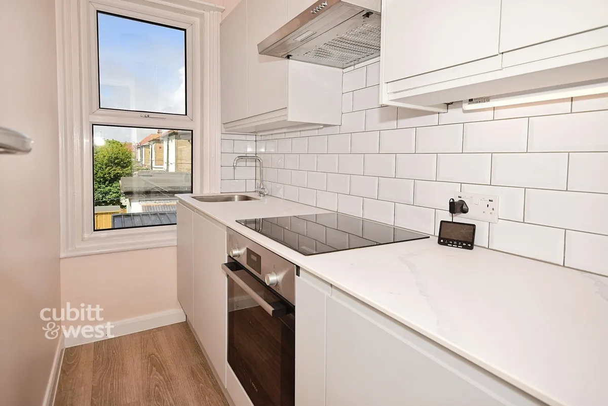 Shakespeare Road, Worthing, BN11, photo 2