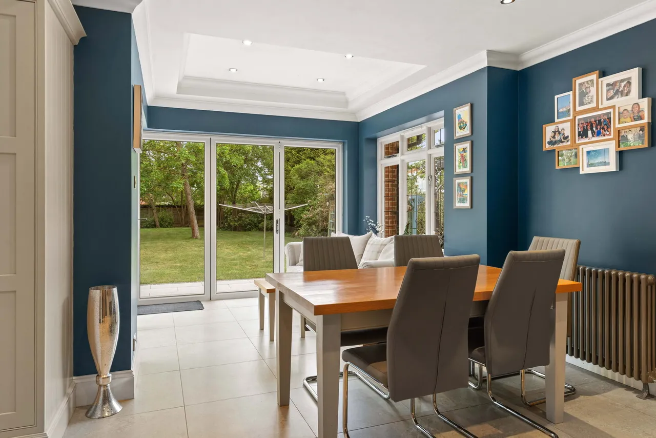 Nelmes Road, Emerson Park, RM11, photo 15