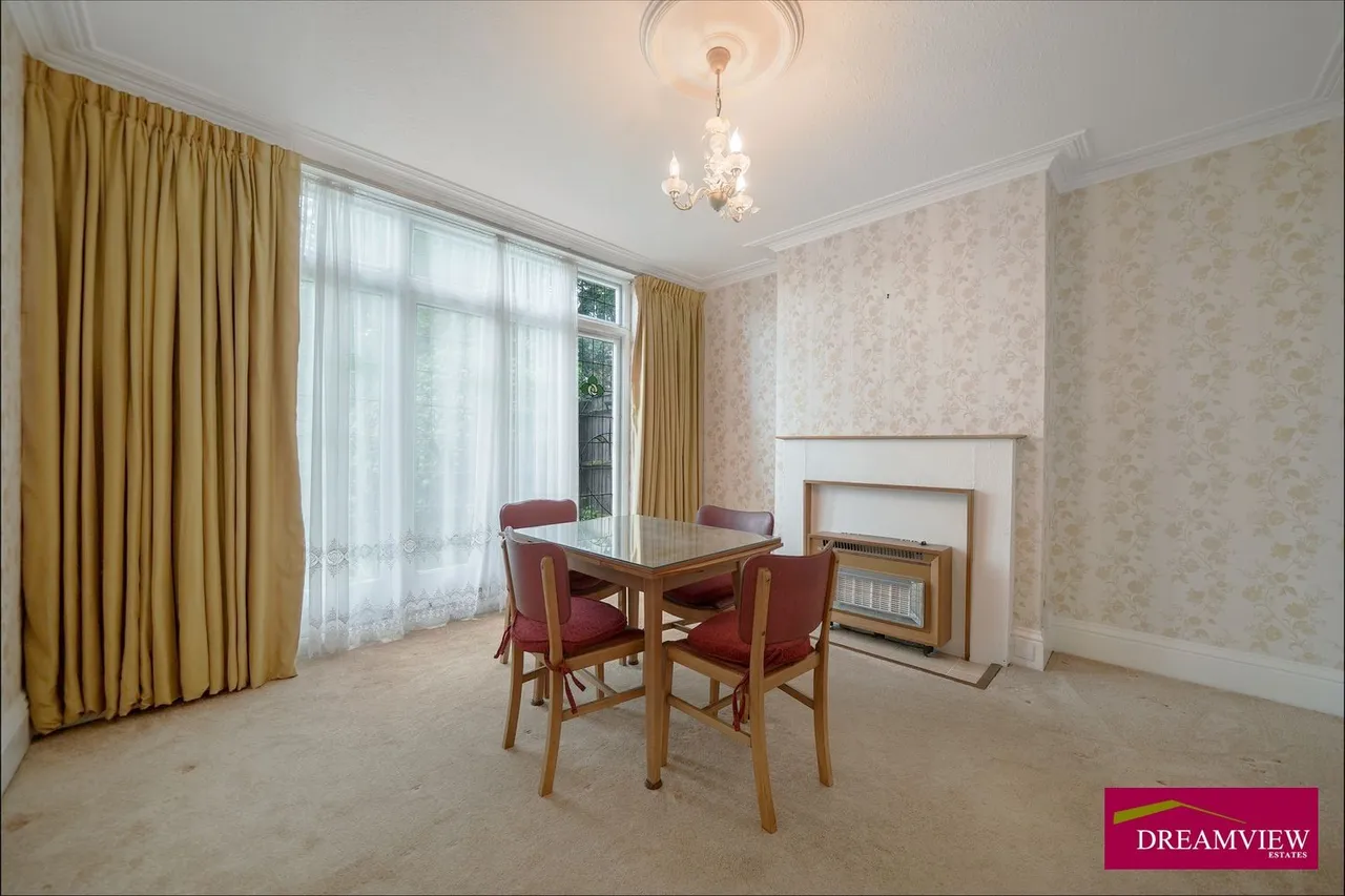 3 bed semi-detached house for sale Bridge Lane, Temple Fortune NW11, photo 5