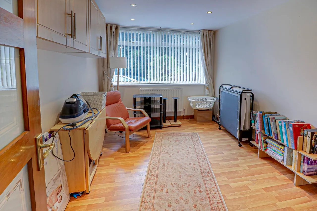 Hawks Green Lane, Cannock, photo 10