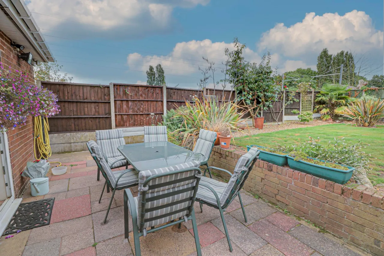 Hawks Green Lane, Cannock, photo 16