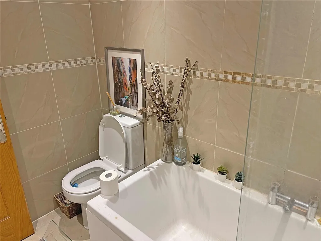 Lavender Hill, BATTERSEA, photo 12