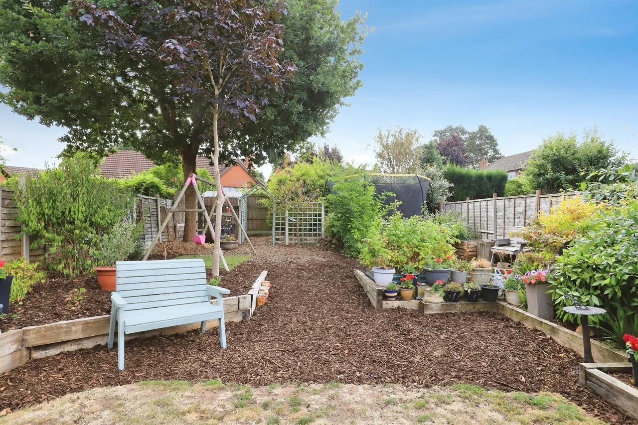 Worcester Road, Hagley, DY9, photo 30