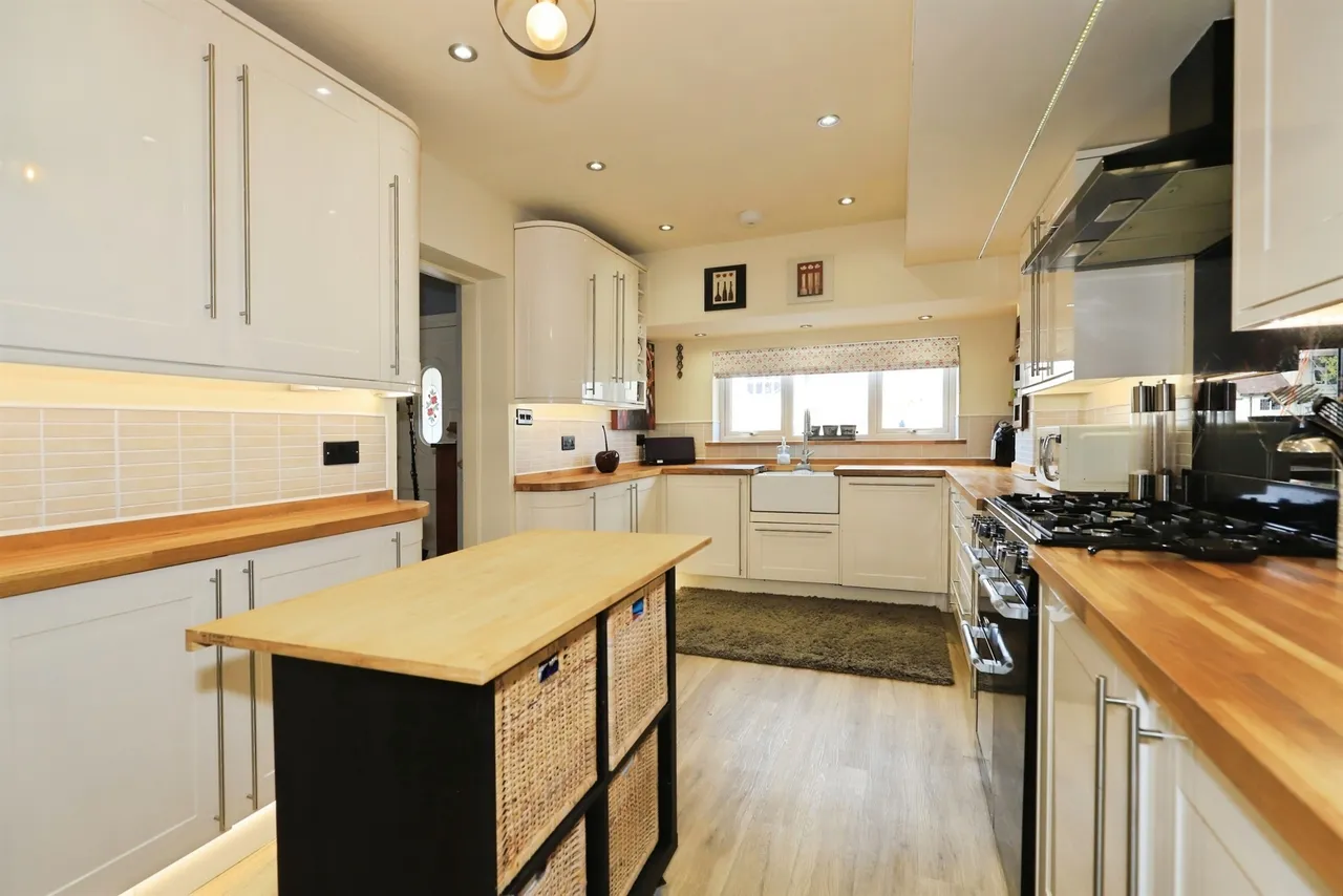 Worcester Road, Hagley, DY9, photo 4