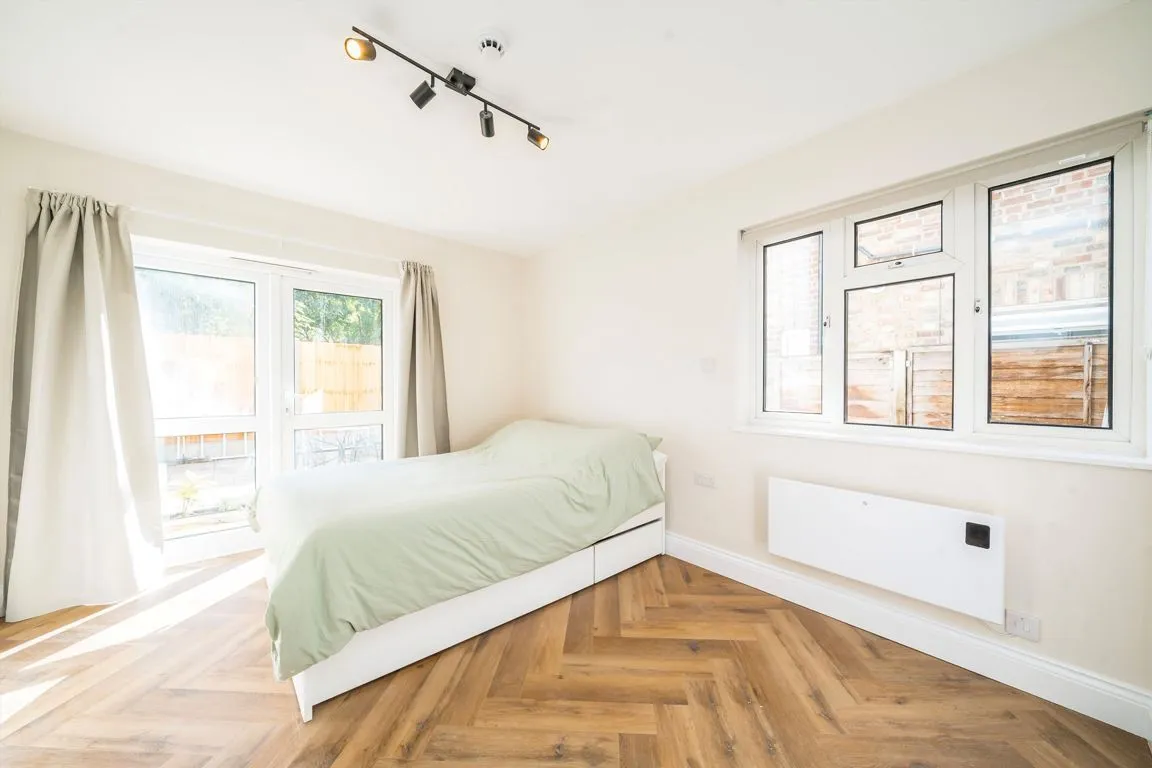 Ramsay Road, Acton, photo 6