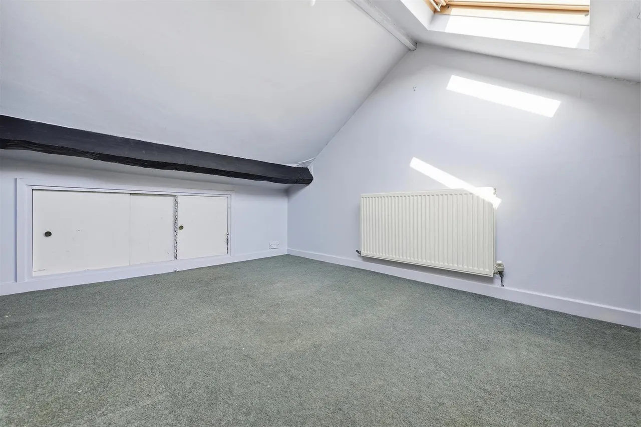 Adlington Road, Bollington, photo 13
