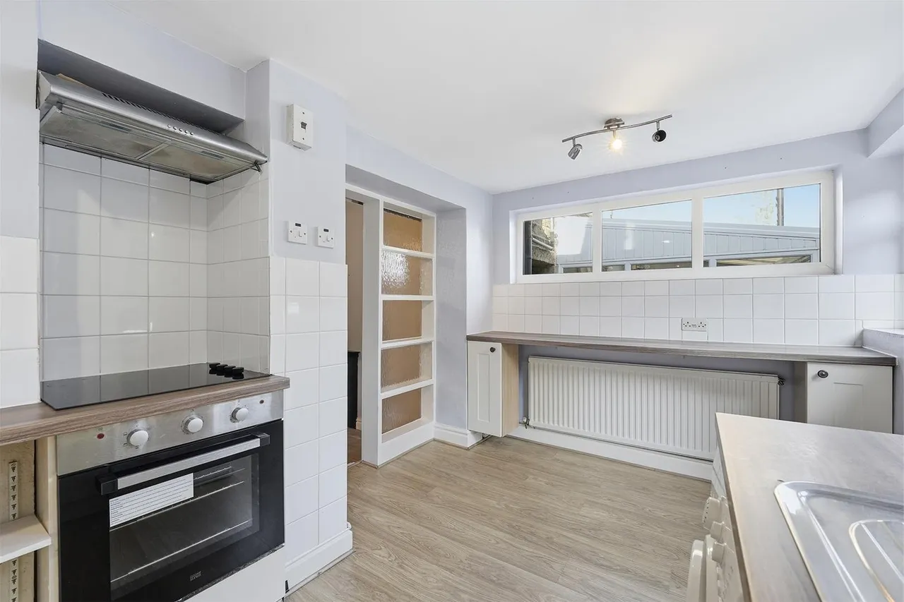Adlington Road, Bollington, photo 8