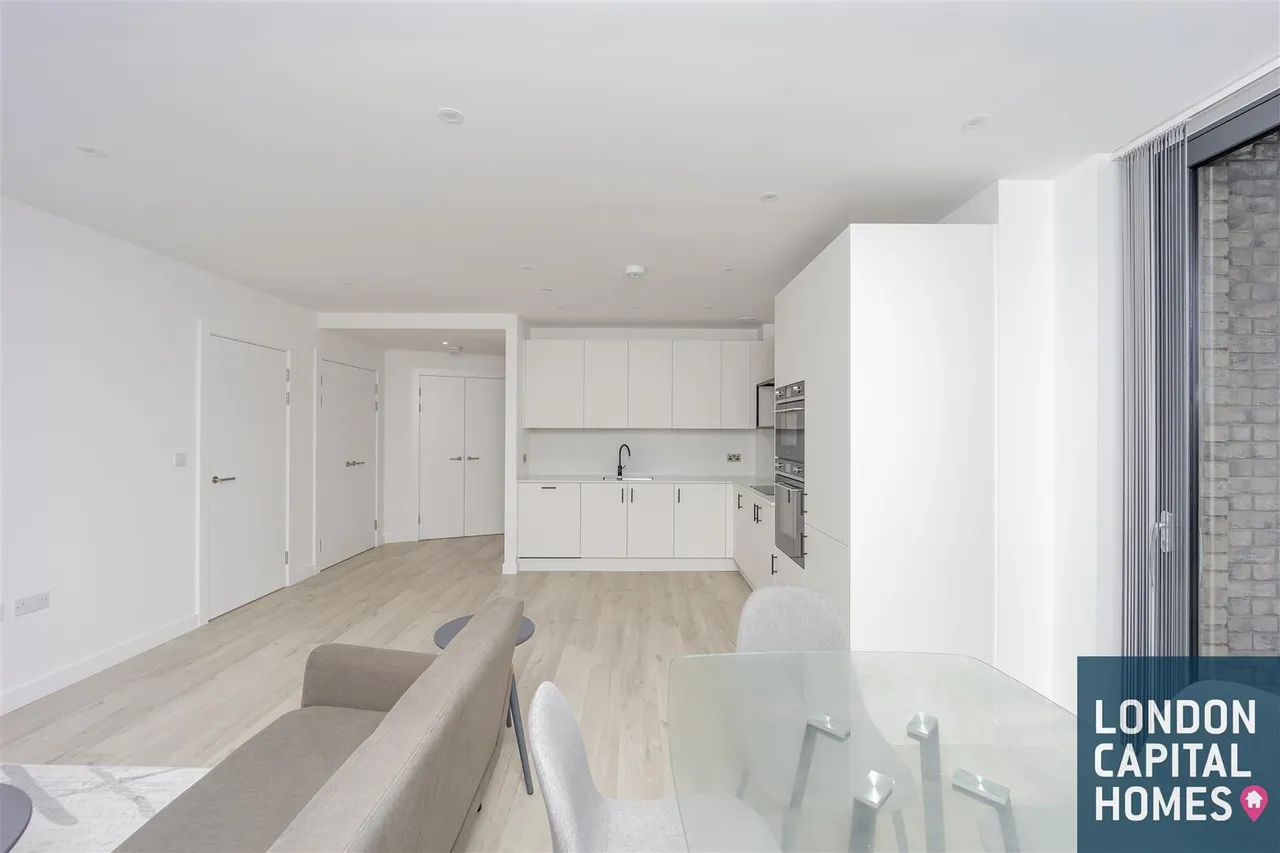 Coster Avenue, London, photo 4