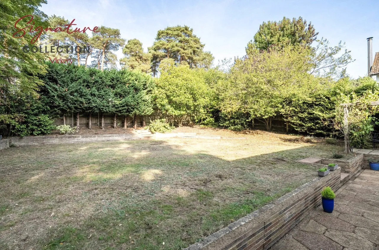 Upper Chobham Road, Camberley, GU15, photo 12