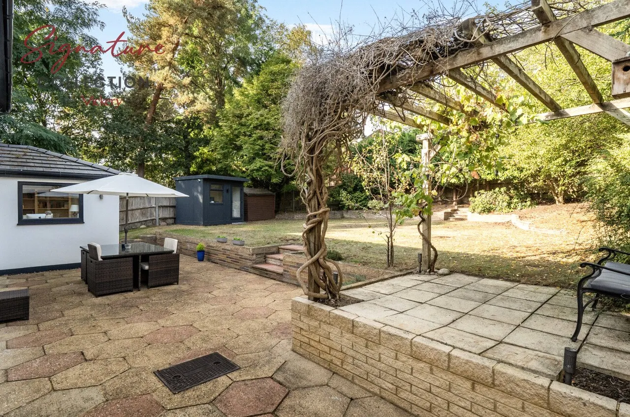 Upper Chobham Road, Camberley, GU15, photo 11