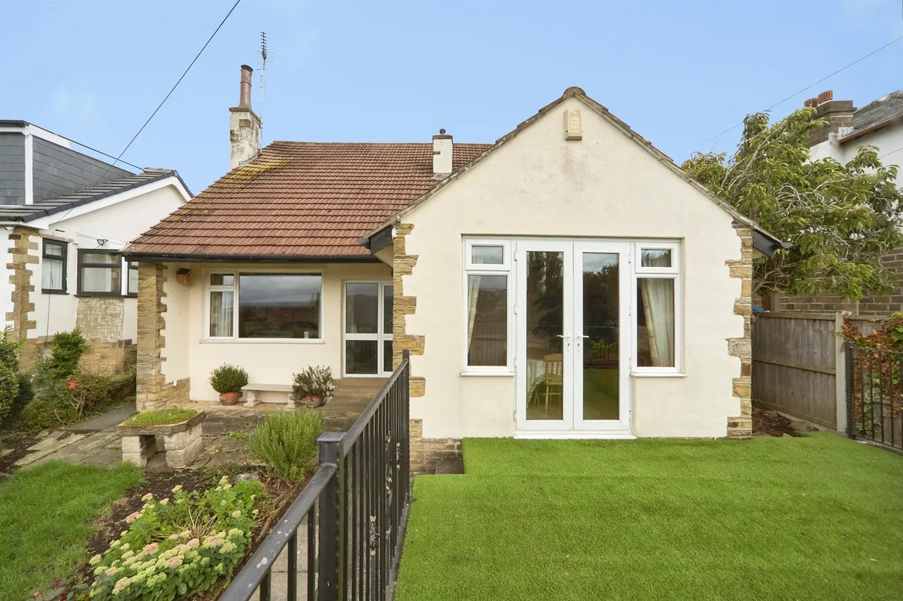 Carr Lane, Riddlesden, BD20, photo 18