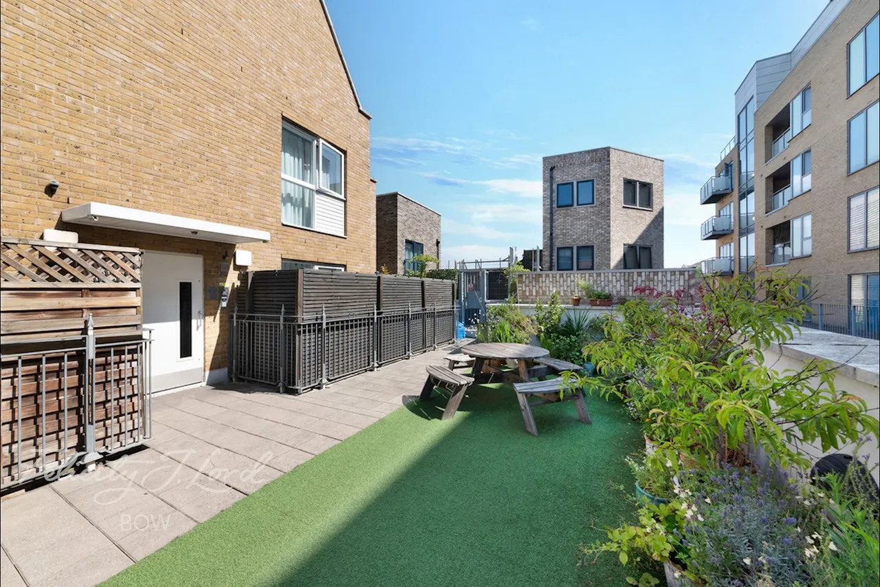 Gladstone Place, London, photo 14