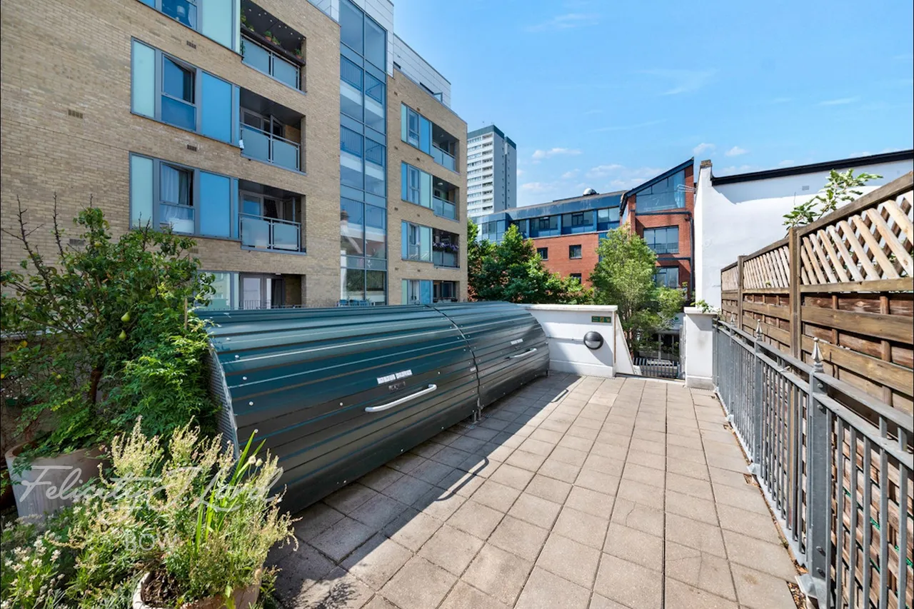 Gladstone Place, London, photo 15