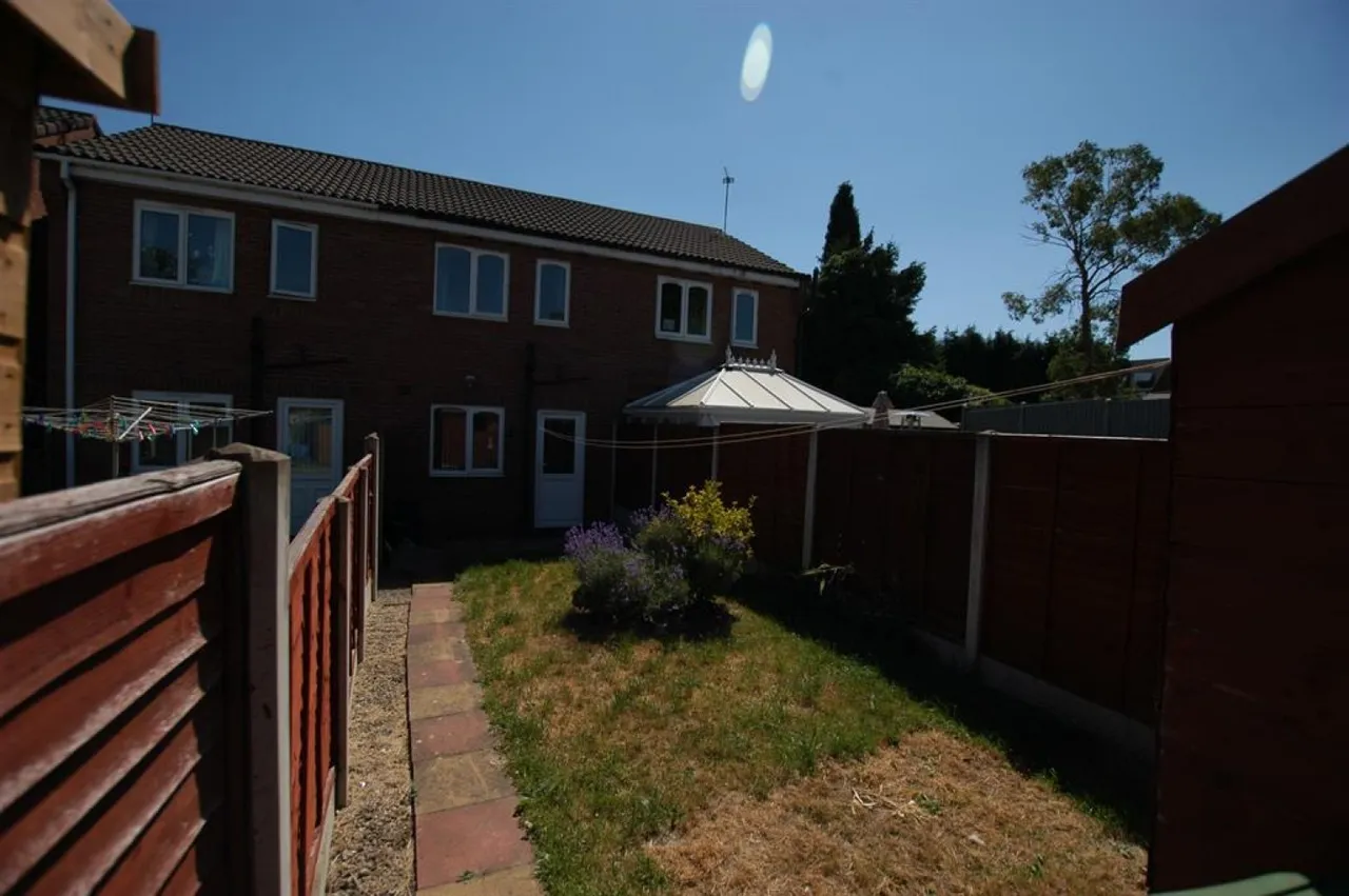 Byrchen Moor Gardens, Brierley Hill, DY5, photo 12