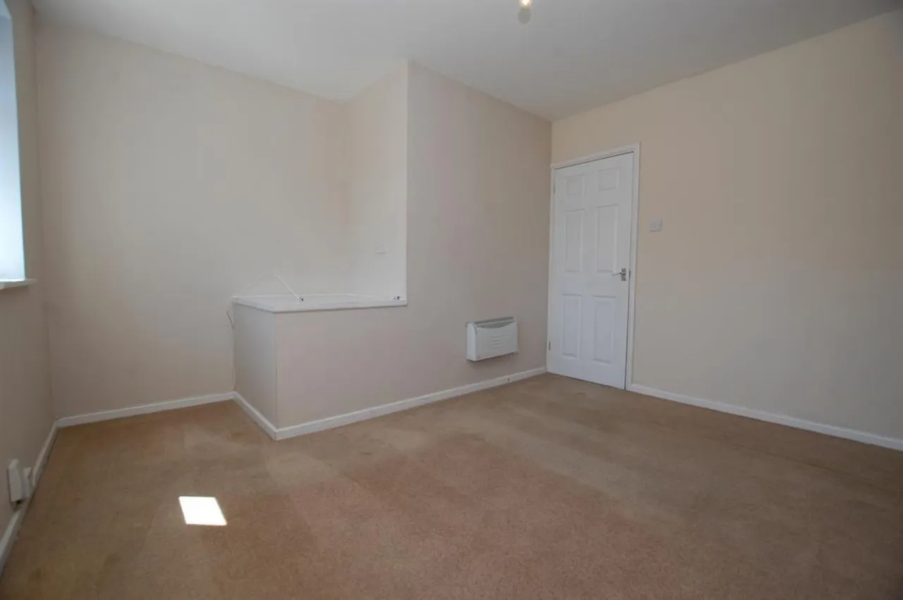 Byrchen Moor Gardens, Brierley Hill, DY5, photo 8