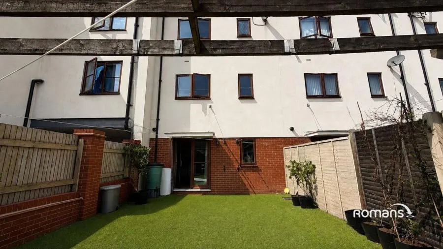 Greenlands Road, Basingstoke, RG24, photo 4