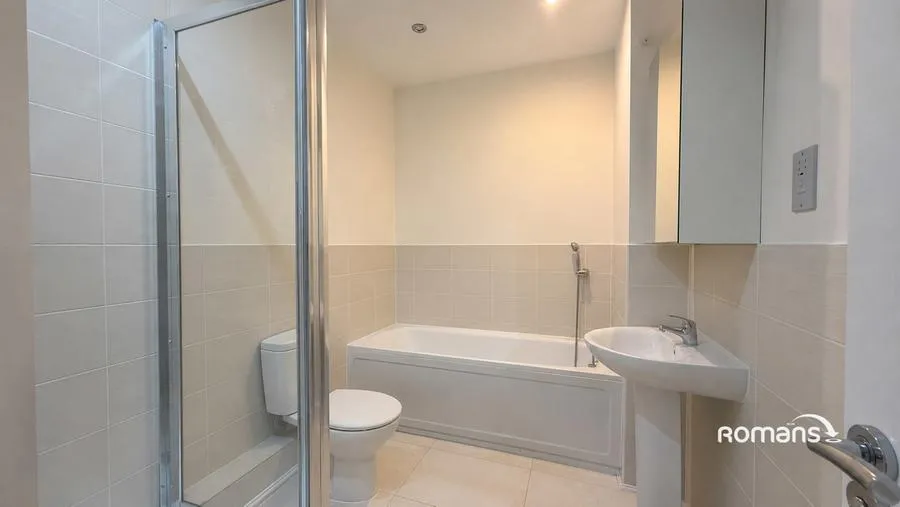 Greenlands Road, Basingstoke, RG24, photo 14