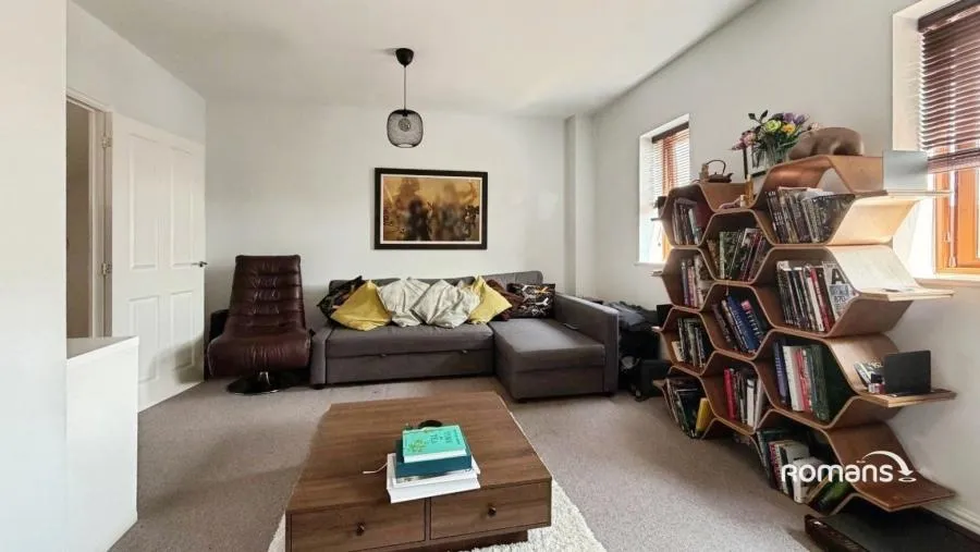 Greenlands Road, Basingstoke, RG24, photo 7