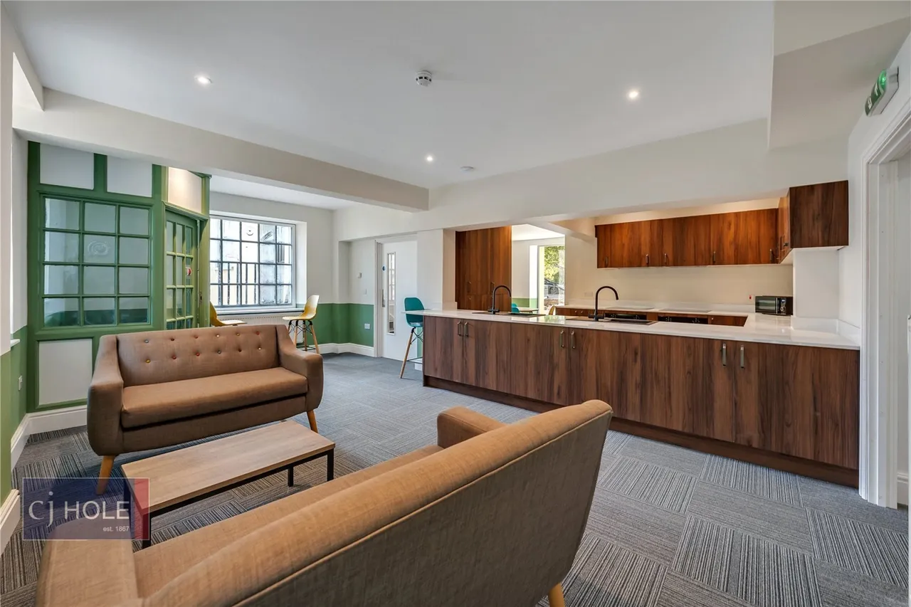 Blackberry Hill, Bristol, BS16, photo 2