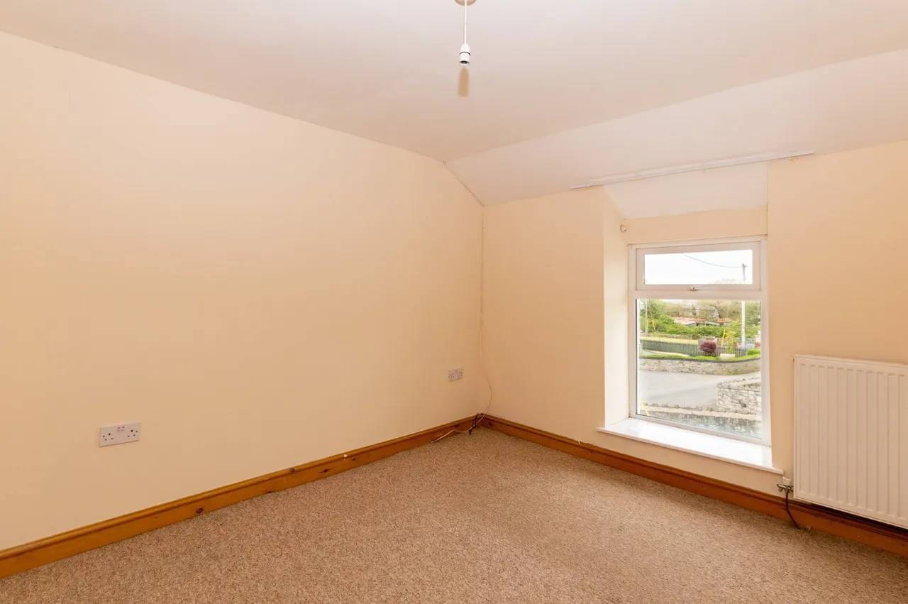 Rhostryfan, Caernarfon, LL54, photo 6