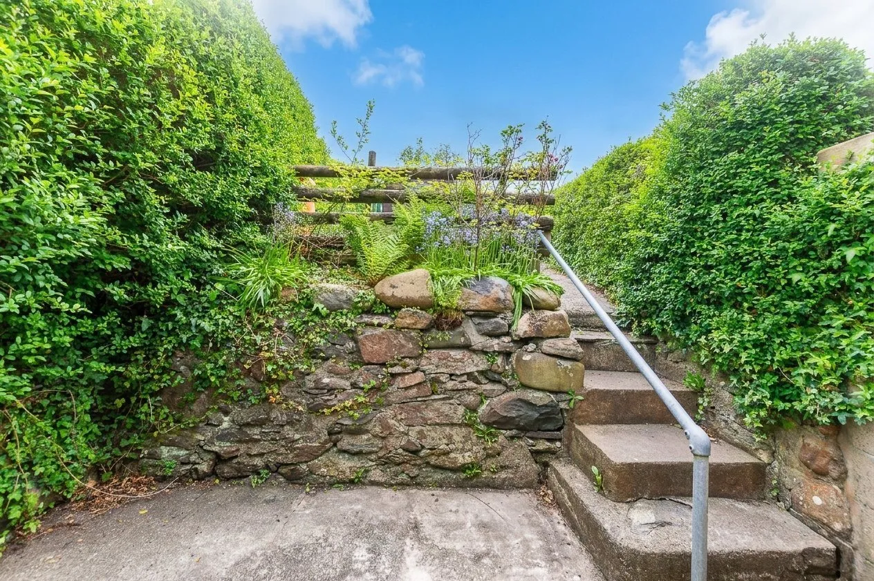 Rhostryfan, Caernarfon, LL54, photo 8
