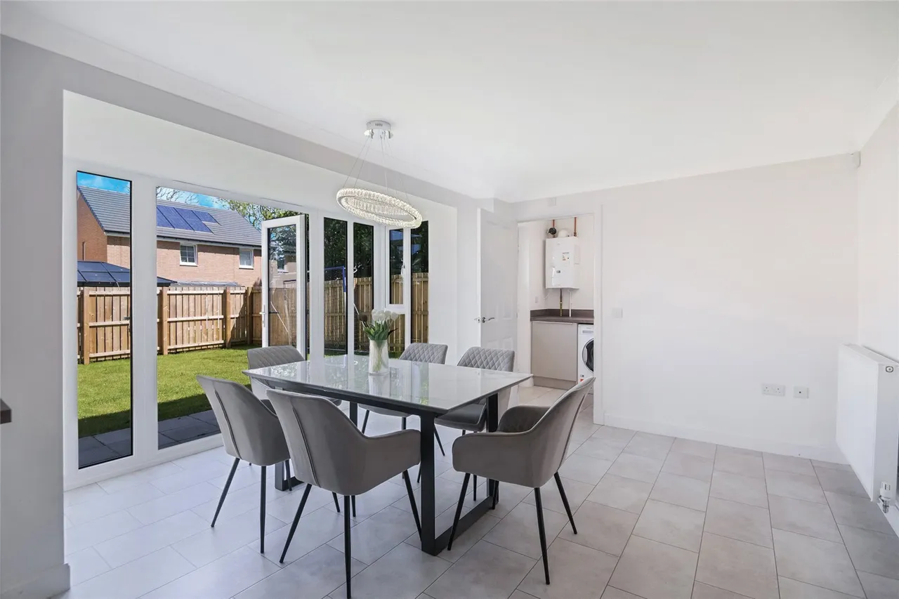 Noble Drive, Robroyston, Glasgow, G33, photo 9