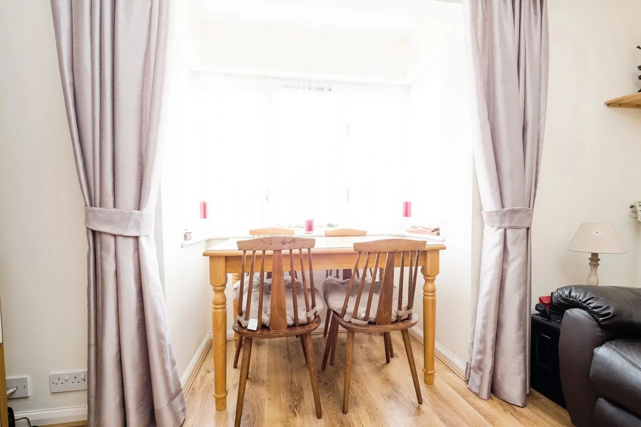Talus Close, PURFLEET-ON-THAMES, Essex, RM19, photo 6