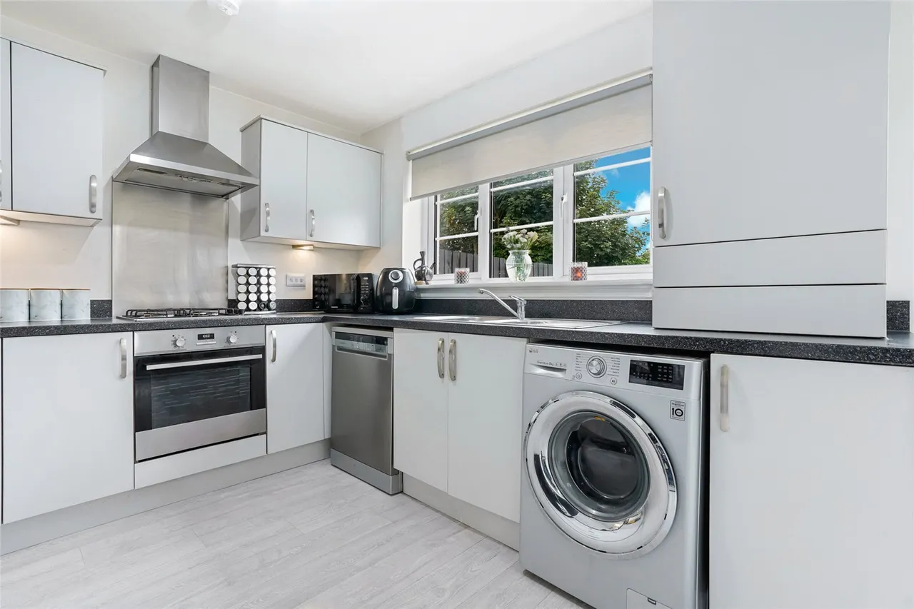 Dalrymple Crescent, Rutherglen, Glasgow, South Lanarkshire, G73, photo 6