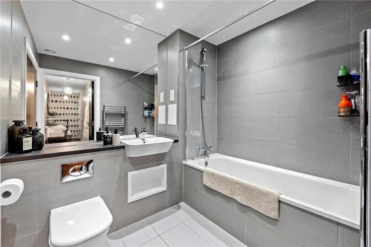 Bridle Mews, London, E1, photo 11