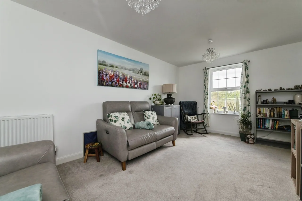 Moore Drive, Tiverton, EX16, photo 9