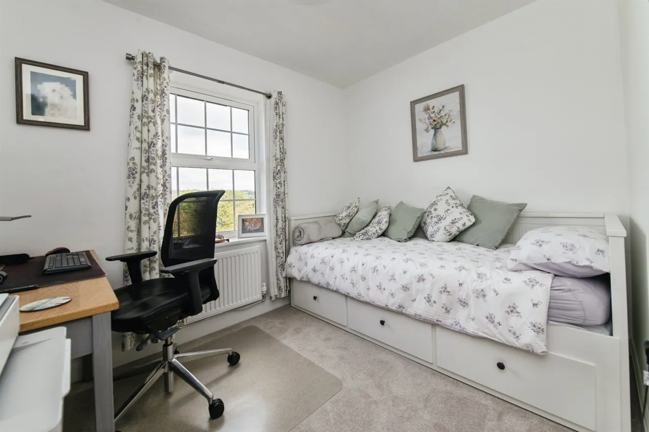 Moore Drive, Tiverton, EX16, photo 6