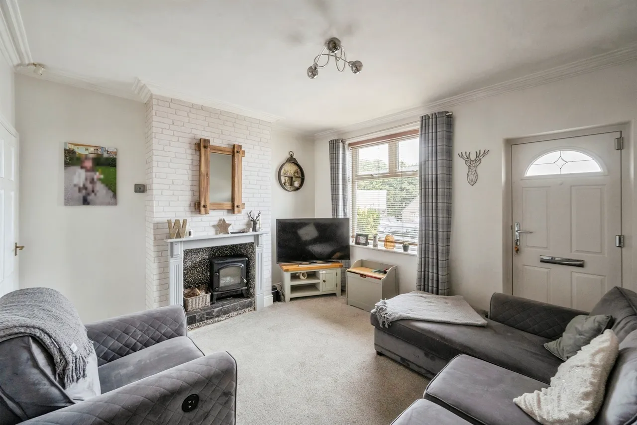 Brampton Road, Wath-Upon-Dearne, S63, photo 2