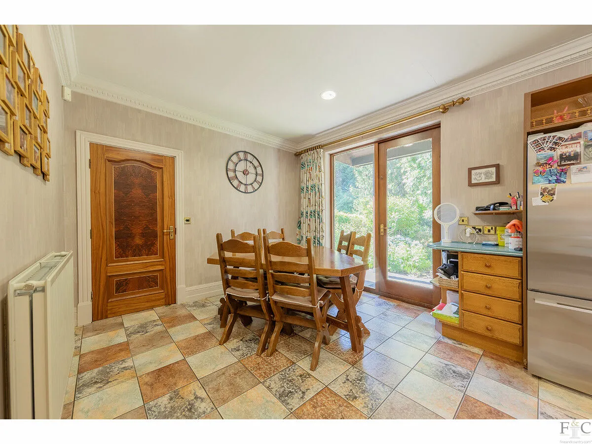 Knighton Grange Road, Leicester, LE2, photo 12