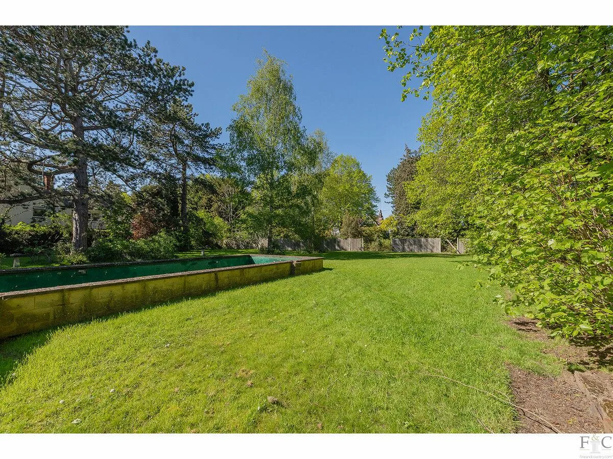 Knighton Grange Road, Leicester, LE2, photo 45