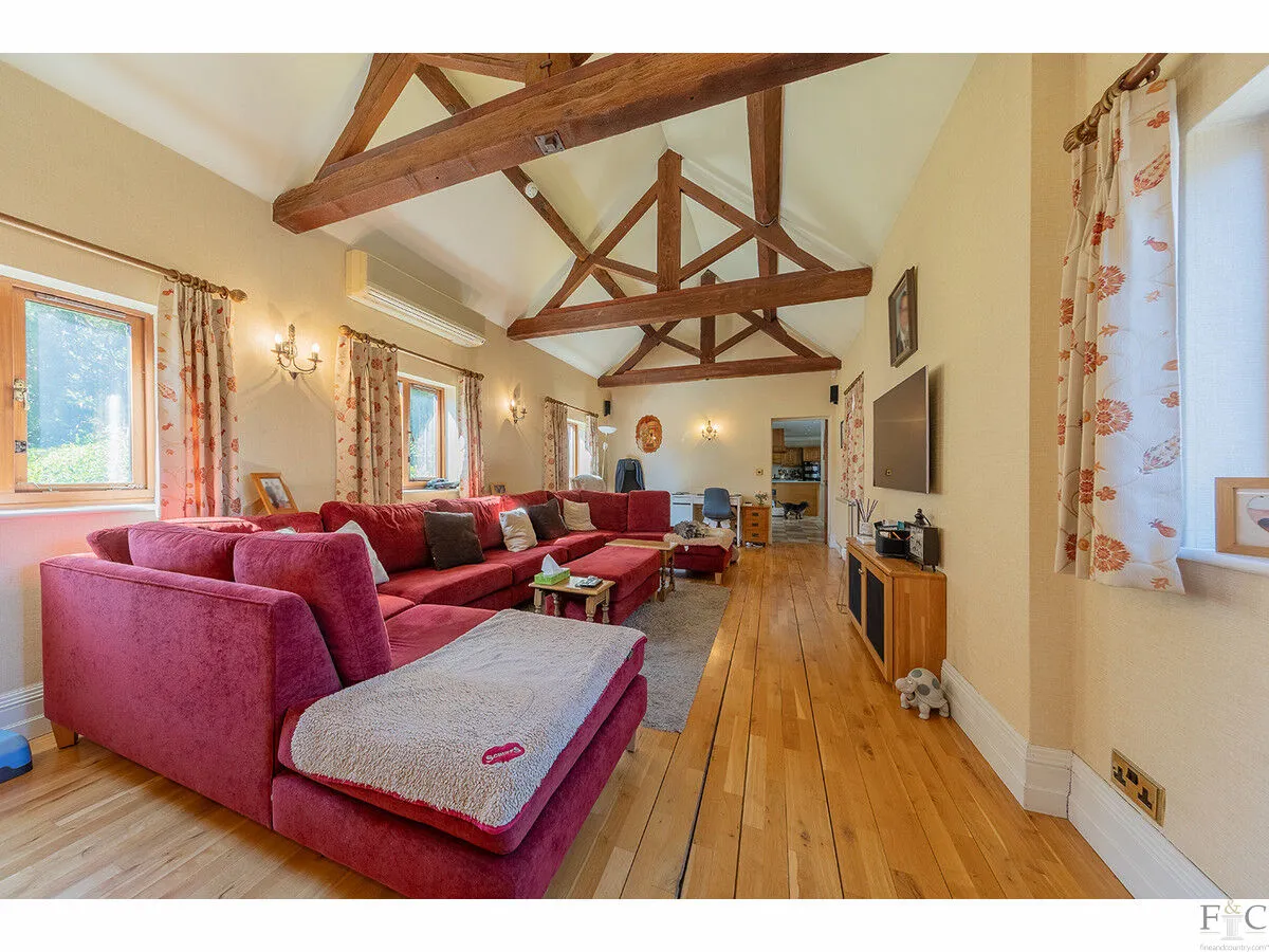 Knighton Grange Road, Leicester, LE2, photo 18
