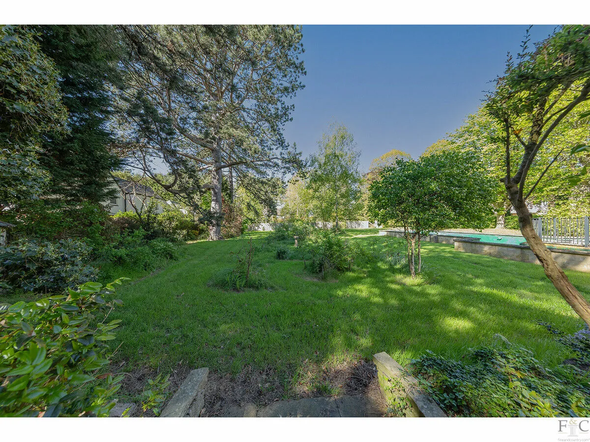 Knighton Grange Road, Leicester, LE2, photo 42