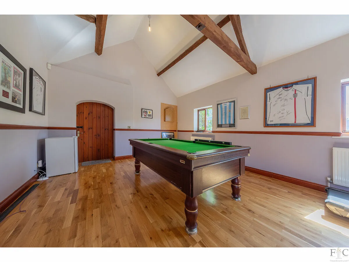 Knighton Grange Road, Leicester, LE2, photo 20