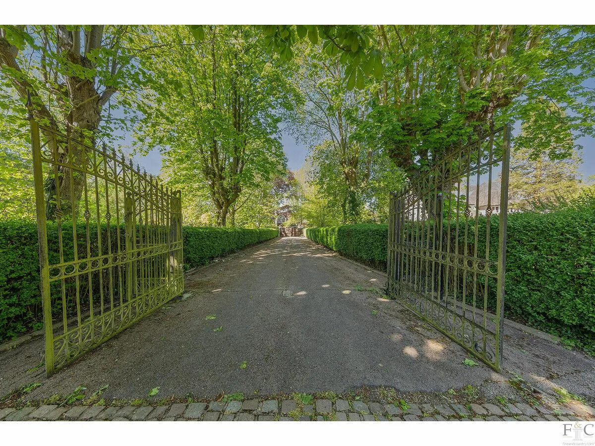 Knighton Grange Road, Leicester, LE2, photo 35