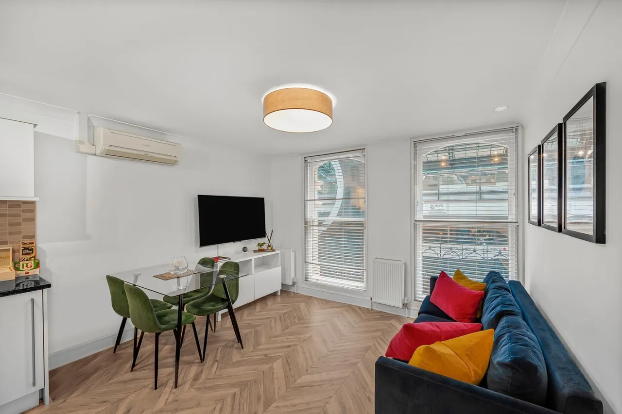 Villiers Street, Covent Garden, WC2N, photo 10