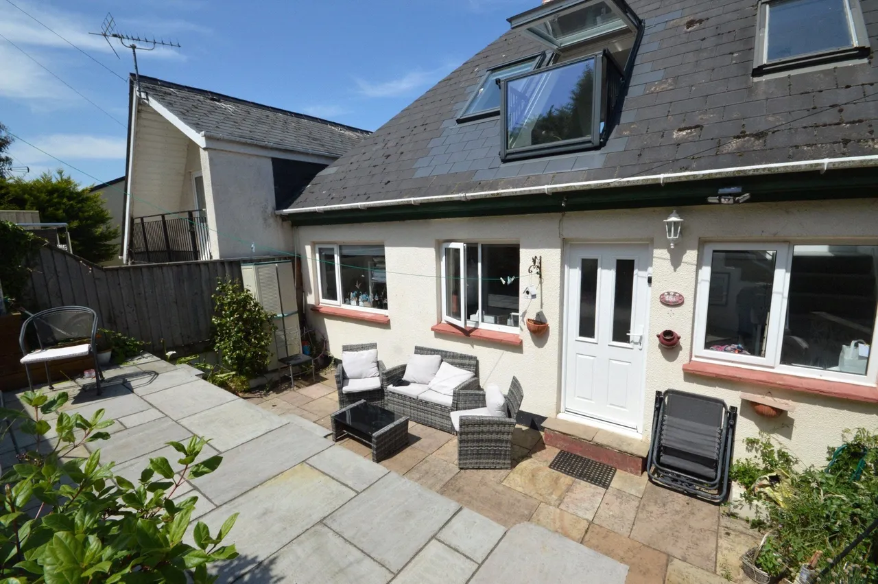 4 bed property for sale, Ringmore Road, Shaldon, TQ14