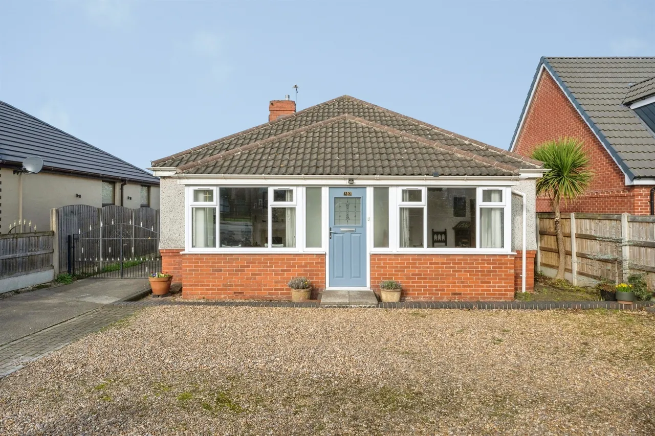 4 bed house for sale, Doncaster Road, Hatfield, DN7