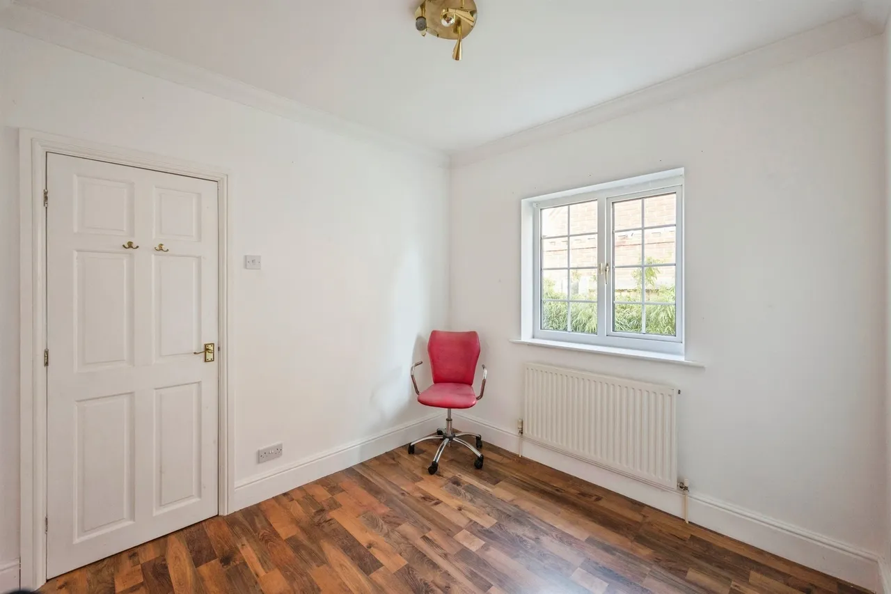 Doncaster Road, Hatfield, DN7, photo 14