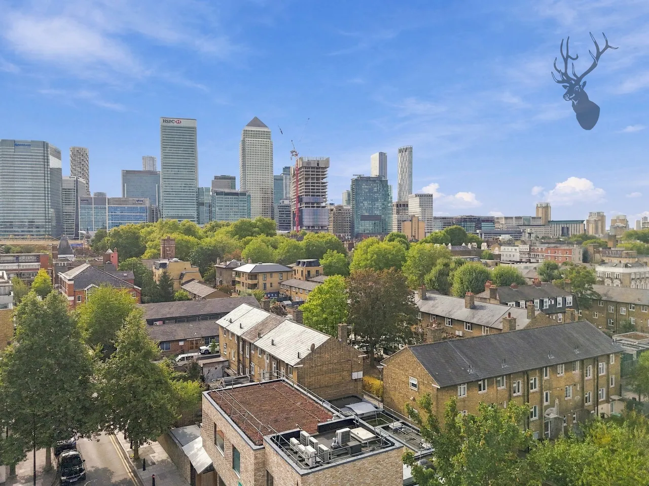 3 bed flat to rent, Chilcot Close, London, E14