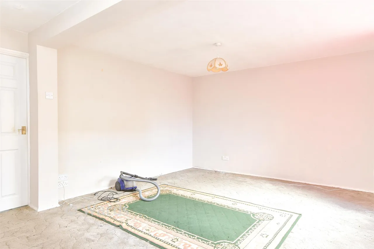 Teviot Close, London, DA16, photo 3