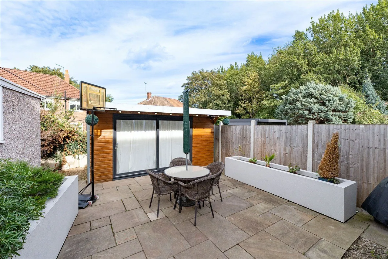 Goodwood Avenue, Kippax, LS25, photo 12