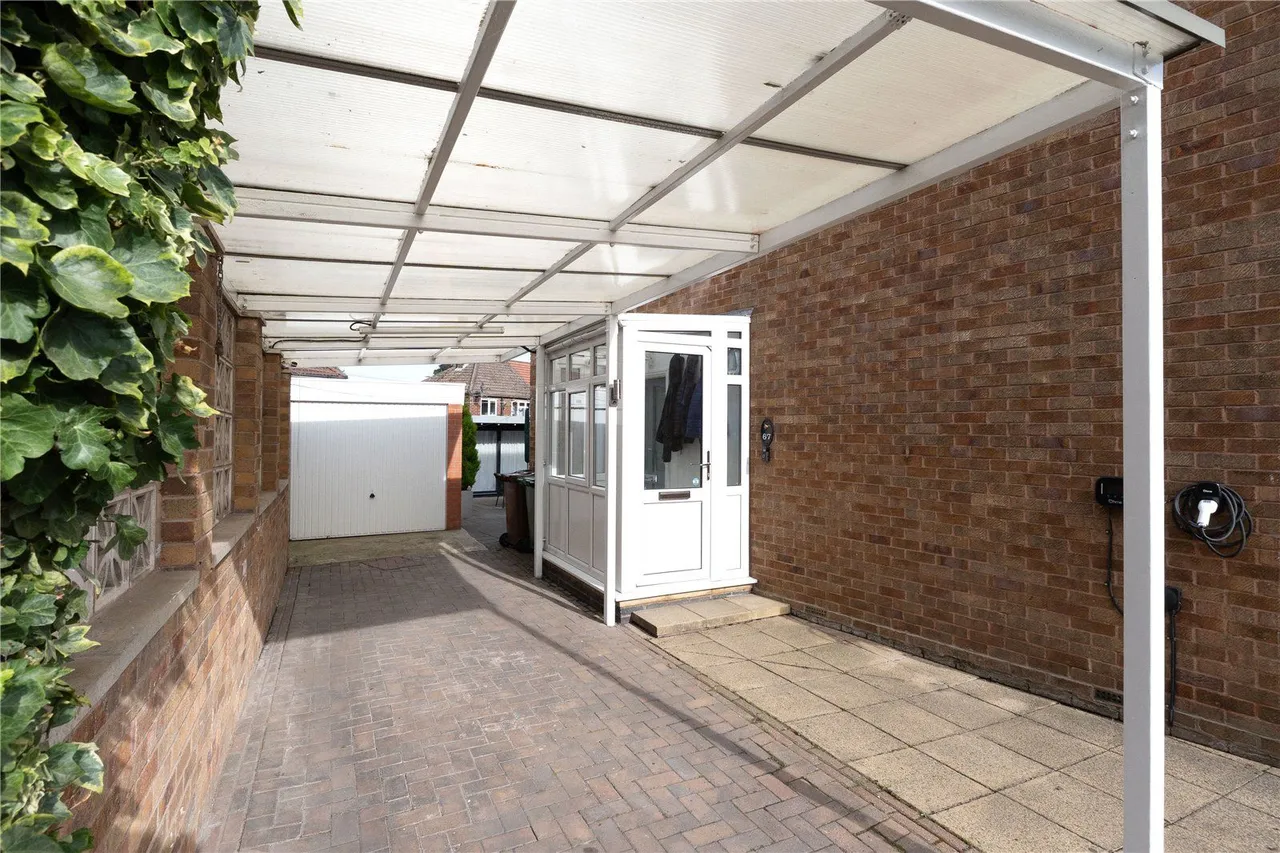 Goodwood Avenue, Kippax, LS25, photo 20