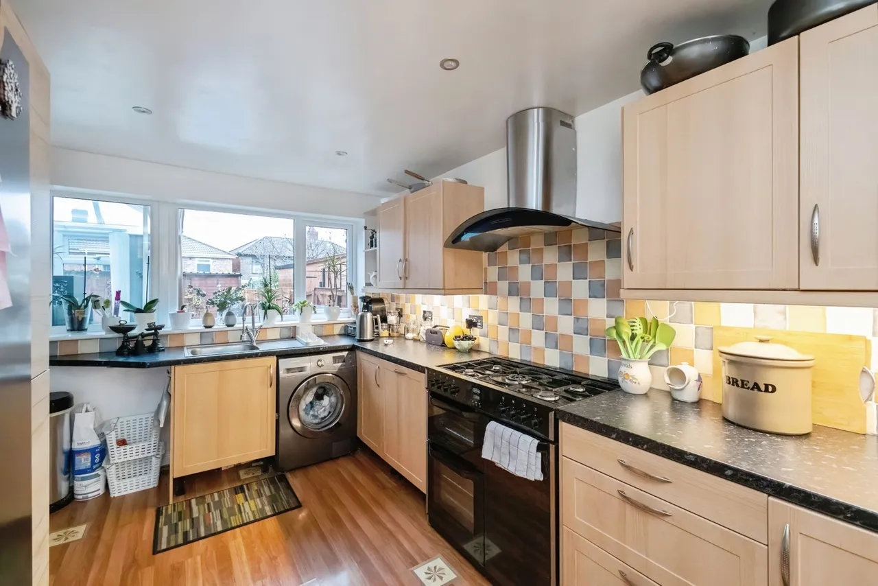 Wilshaw Grove, ASHTON-UNDER-LYNE, Lancashire, OL7, photo 4