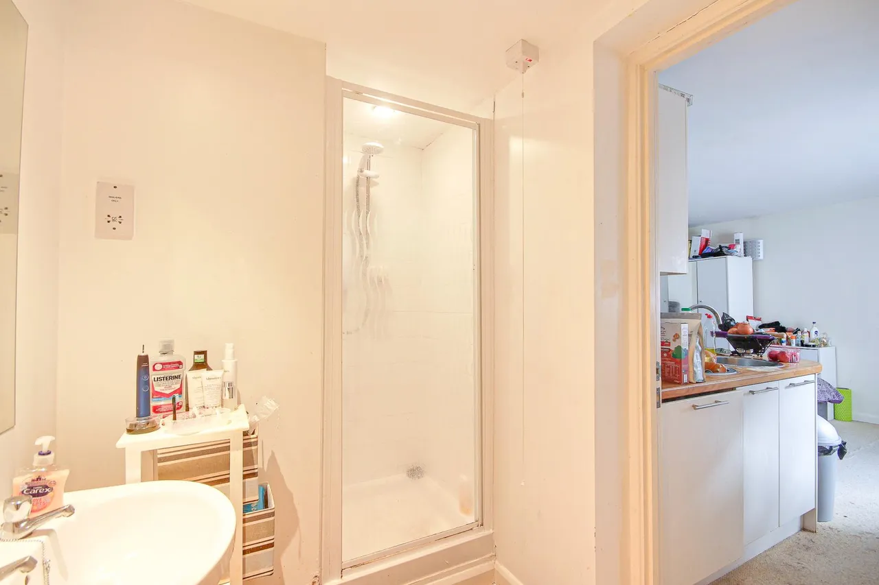 St Aldate Street, Gloucester, GL1, photo 4
