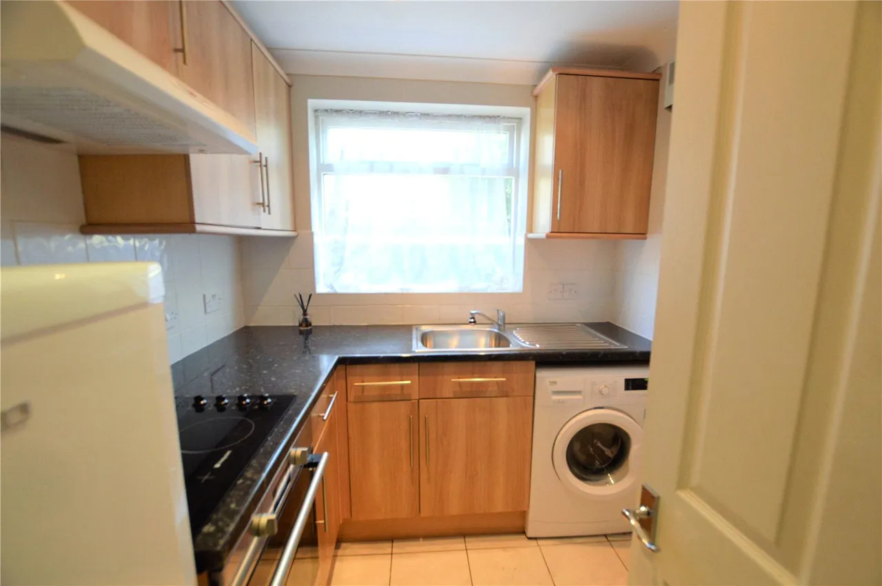 Jasmine Grove, London, SE20, photo 2